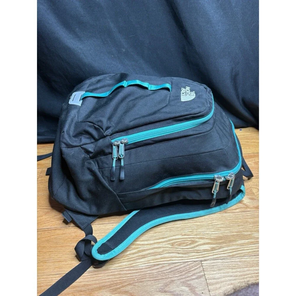 The North Face Vault Rucksack Black Blue Padded Strap Backpack Bag Casual